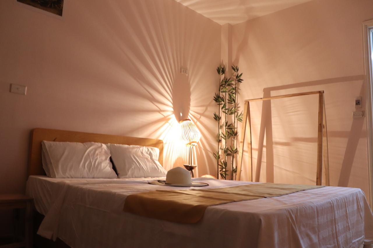 Hola Homestay Hanoi Eksteriør bilde