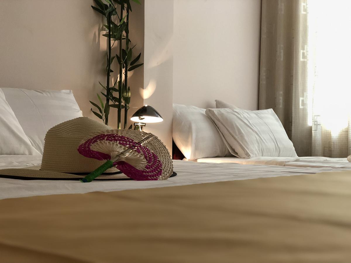 Hola Homestay Hanoi Eksteriør bilde