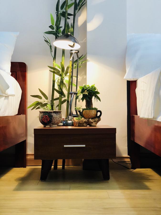 Hola Homestay Hanoi Eksteriør bilde